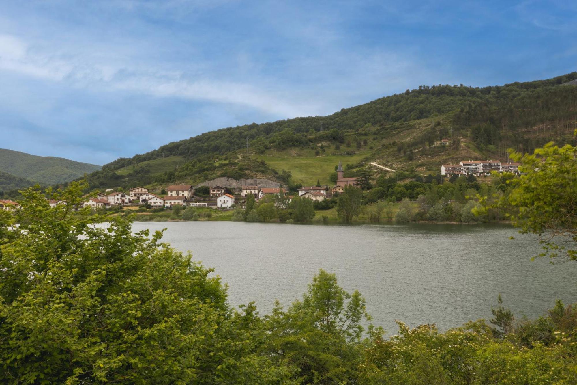 Basalore Holiday home Urtasun